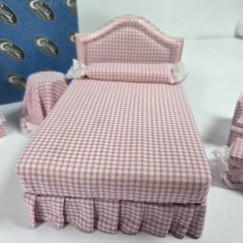 Classics Vintage Dollhouse Miniature Pink Gingham 5 Piece Bedroom Furniture Set - Picture 3 of 14